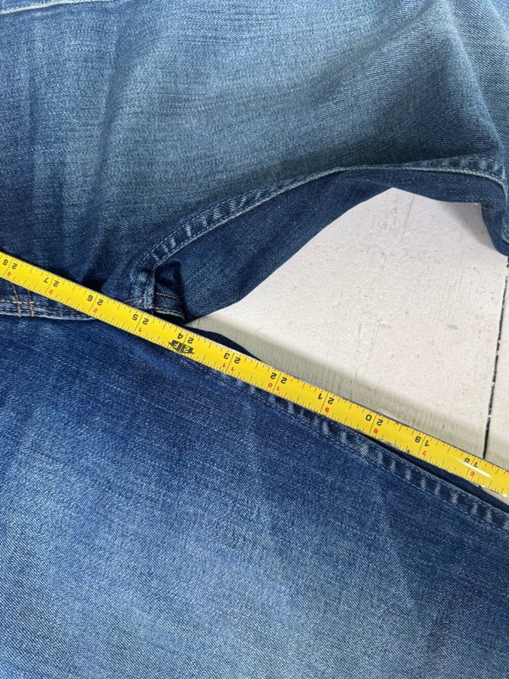 Levi's Ribcage Jeans - Picture 3 of 4